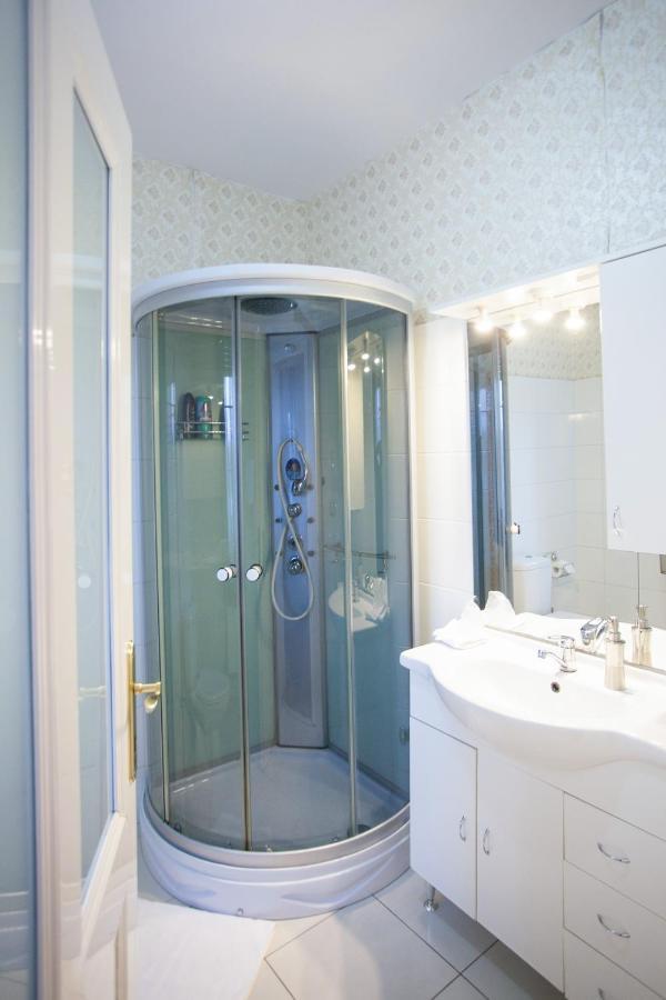 Bed and breakfast Vila Rosa Vukovar Extérieur photo
