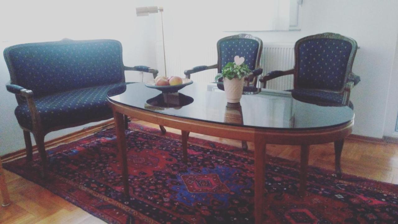 Bed and breakfast Vila Rosa Vukovar Extérieur photo